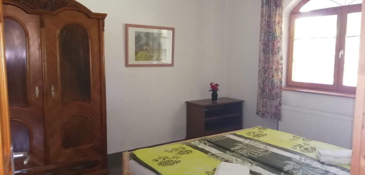 Gesztenye Vendeghaz Ságvár Екстериор снимка